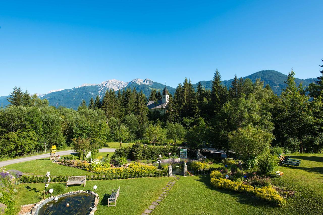 Naturhotel Landhof Irschen Exterior photo